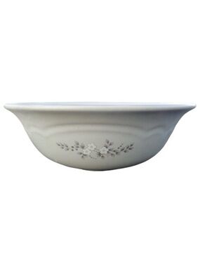 Pfaltzgraff Heirloom Round Vegetable Serving Bowl Cream Floral Leaves 8 5/8"‎